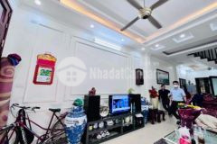 Bán nhà cù chính lan 38m2 4t chỉ 4 4 tỷ gần phố