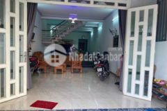 Bán nhà sổ riêng thổ cư