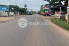 Bán lô đất 2 mặt tiền gần khu công nghiệp