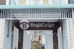 Nhà lầu trệt sân ôtô gần ngã tư chiêu liêu