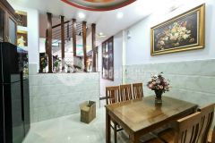 Nhà vip, hoàng hoa thám, 3 lầu, 4 x 15m, chỉ 8.4 tỷ, bình thạnh