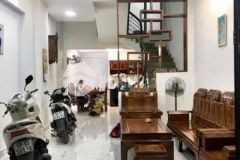 Nhà 4x13m 1 trệt 3 lầu đường xe hơi gần sân bay