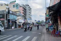 Nhà chính chủ góc mt nguỹen kiệm p4