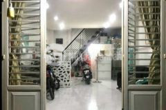 Nhà ngay ngã tư ga ngang 4 7m giá 1 4tỷ