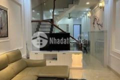 Bán nhà đẹp 1 trệt 2 lầu gần biển