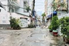 Bán nhà tân phú sát vách tân bình gần các tiện tích chủ nhà bán gấp đi nước ngoài.