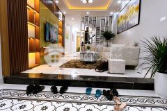 Bán gấp nhà khương trung bùi xương trạch ô tô đỗ cổng sdcc, ở sướng 65m2 x 5 tầng