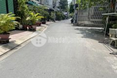 Bán nhà đường dương quảng hàm, quận gò vấp, hẻm xe hơi, dt 55m2 5 x 11m, 5 tầng, giá chỉ 6 tỷ 700.