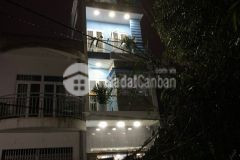 Bán nhà 3 lầu, 240m2, ngay chợ đầu mối tđ, xhx, thông, giá 6 tỷ