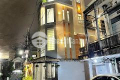 Ngôp bank bán gấp nhà đẹp hẻm xe hơi p14 q6 4 lầu chỉ 5.3 tỷ