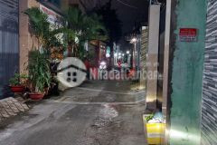 1 căn duy nhấtnhỉnh 80trm2 có nhà mới,hẻm xe hơi p.11,gv