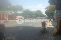 Mt phan văn trị gần ngã 3 thống nhất p10 gv