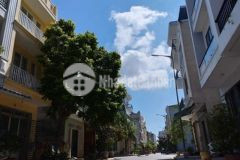 Chính chủ bán nhà khu tdc vin xy măng ô tô vào nhà