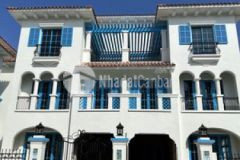 Cần bán căn song lập sun grand city feria dãy c8