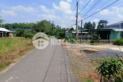 Chính chủ bán lô đất đường nhựa 587m2 đối diện trường tiểu học giá 1.3 tỷ