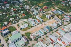 Bán đất trung tâm thị trấn làm biệt thự nhà vườn