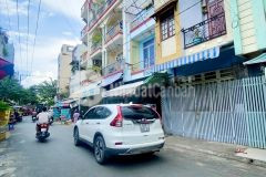 Bán nhà tân phú diện tích 61n2, ngang 4x15 với giá chỉ nhỉnh hơn 4 tỷ