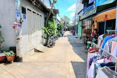 Có 1 0 2 ngay ngã 4 bốn xã hxh 4m 78m² giá chỉ nhỉnh 4 tỷ