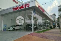 Cho thuê mặt bằng mặt tiền có showroom sẵn, góc 3 mặt tiền, diện tích 250m2,