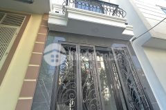 Bán nhà chính chủ đầu tư 35m2 khu vực sài đồng 3 phòng ngủ, ô tô đỗ ngõ 3,8 tỷ