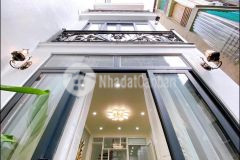 Bán nhà trung kính 50m2 giá cực rẻ nhỉn 5 tỷ đẹp mới lung linh nở hậu full nội thất tặng lại