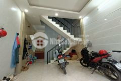 Bán nhà 1 lầu đúc kiên cố hẻm xe máy 416 lạc long quân p5 q11