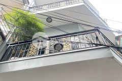 Bán nhà phạm hùng tt quận 8 ngay cầu nguyễn tri phương 3 tầng dt 87m2 chỉ 3..tỷ.