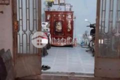 Nhà bán 4 3 9 cấp 4 gần chợ cầu quang trung