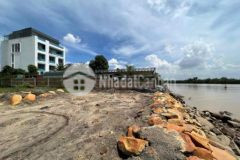 Bán hơn 500m2 mặt tiền sông tắc da đảo kim cương