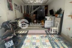 Bán nhà bình tân giáp tân phú 53m hxh 4 nở hậu 5x