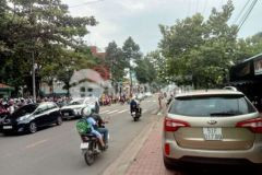 Cần bán gấp căn nhà cấp 4 mt phan đăng lưu hiêp an