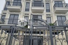 Bán nhà gần kdc hồng long