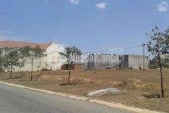 Đất ngộp giá nào cũng bán