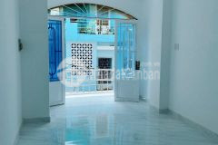 Nhà 3 tầng đẹp vào ở ngay gần trường đh kinh tế, giá 6.1 tỷ