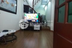 Nhà ngọc hồi, ngay thị trấn 5 tầng, sổ phân lô, ô tô đô cửa giá chỉ 2 tỷ 35