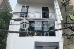 Bán toà ccmn ngay chợ phùng khoang 8 tầng thang máy 40 phòng tiện tích 106m2 mặt tiền 5.9m giá