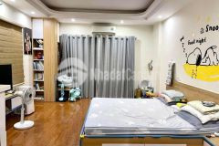 Chính chủ bán nhà trần thái tông, cầu giấy lô góc 41m2, 5 tầng, mt 4m, giá 5.29 tỷ.