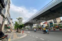 Lô góc minh khai ô tô tránh 2,5t 51m chỉ 7x