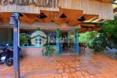 Mặt phố trung kính gần đại sứ quán mỹ