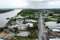 Nhà nát mt nguyễn văn tạo full thổ cư