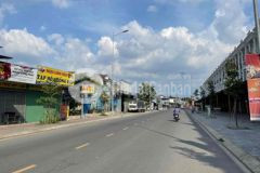 Nhà mặt tiền kinh doanh tại dĩ an bd sổ hồng riêng