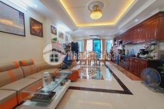 Bán gấp nhà trần cung, 40m2, 2 thoáng, tự xây, ô tô, kinh doanh giá 5tỷ5