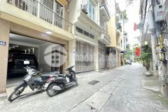 Bán nhà phố mai dịch, hộ khẩu cầu giấy, phân lô, ô tô đỗ cửa.