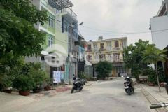 Chuyển công tác cần bán lô đất gần chợ vườn lài