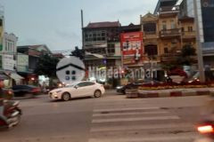 Cần bán lô đất mặt đường quốc lộ 2a