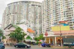 Nhà góc 2 mặt tiền trung tâm kdt chí linh