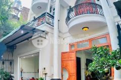 Sát aeon tân phú, biệt thự sân vườn, 9.7 tỷ, 120m2, 6pn.