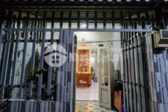 Nhà chính chủ gần cầu apđ