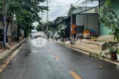 Bán nhà xưởng đang cho thuê 10trth đường xe 30tân