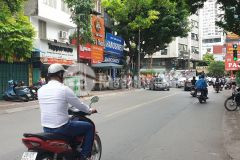 Bán gấp căn hộ tầng 1 tập thể phương mai, đống đa, ô tô đỗ cửa, vừa ở vừa kinh doanh